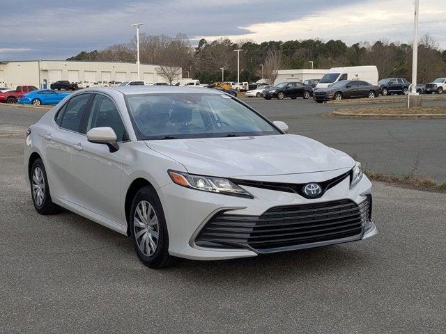 2022 Toyota Camry LE Hybrid