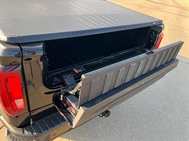 2023 GMC Sierra 1500 4WD Crew Cab Short Box AT4