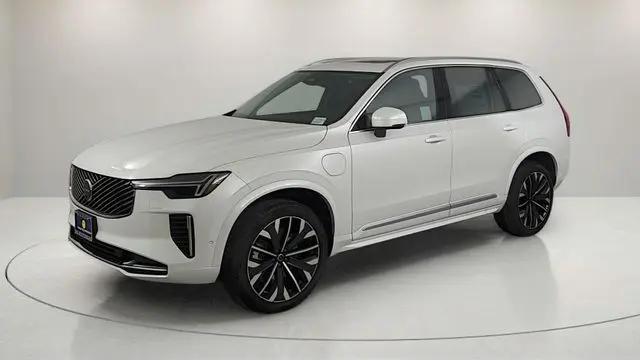 2025 Volvo XC90 Plug-In Hybrid T8 Ultra 7-Seater