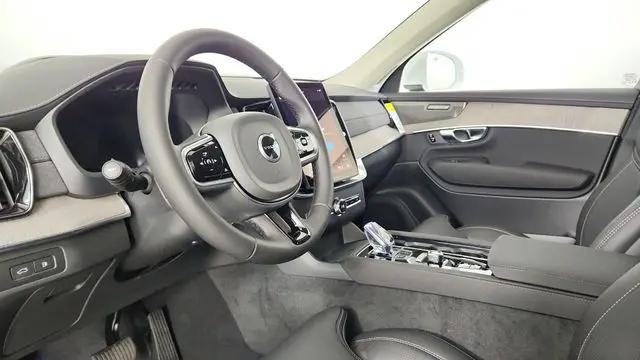 2025 Volvo XC90 Plug-In Hybrid T8 Ultra 7-Seater