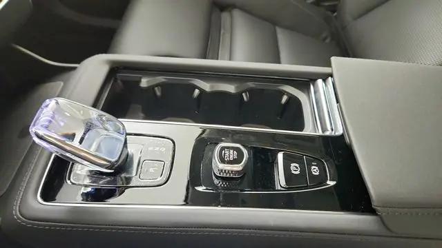 2025 Volvo XC90 Plug-In Hybrid T8 Ultra 7-Seater
