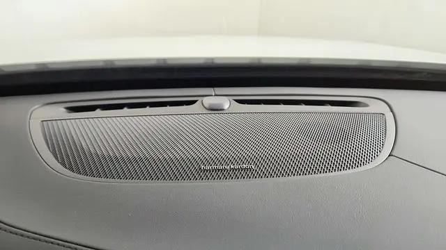 2025 Volvo XC90 Plug-In Hybrid T8 Ultra 7-Seater