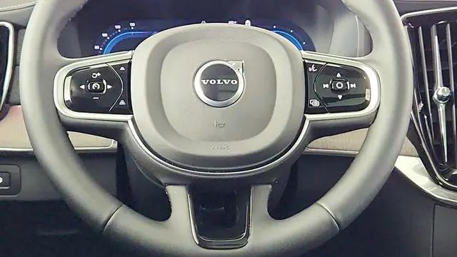 2025 Volvo XC90 Plug-In Hybrid T8 Ultra 7-Seater