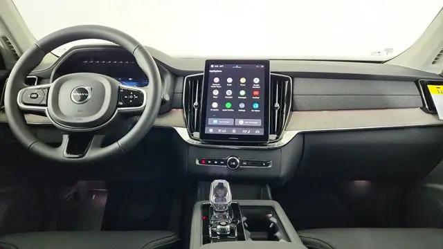 2025 Volvo XC90 Plug-In Hybrid T8 Ultra 7-Seater