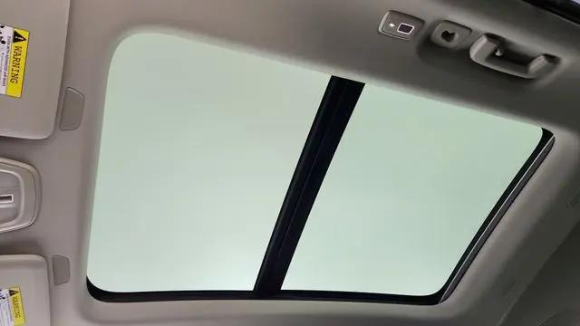 2025 Volvo XC90 Plug-In Hybrid T8 Ultra 7-Seater