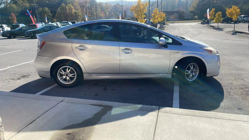2011 Toyota Prius Two