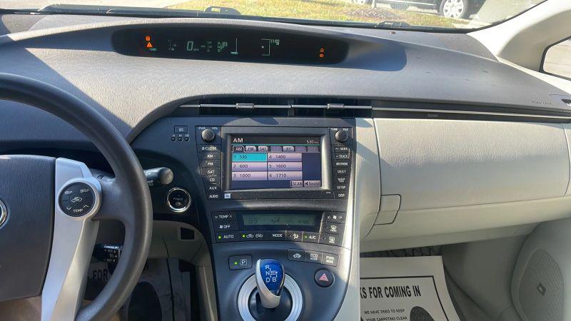 2011 Toyota Prius Two