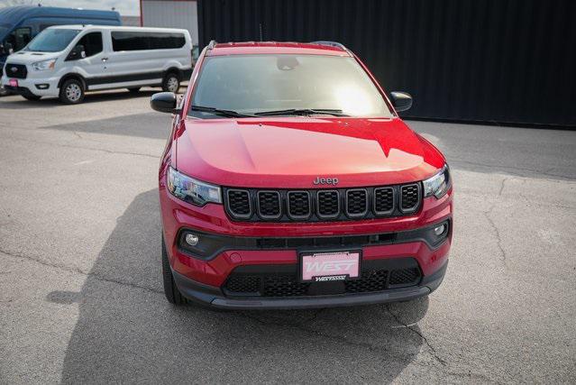 2025 Jeep Compass COMPASS LATITUDE 4X4