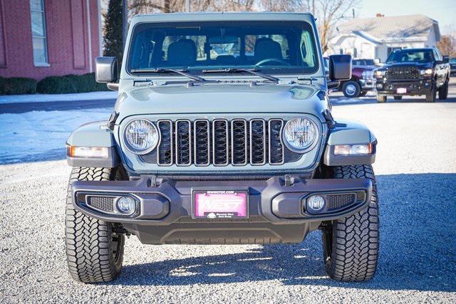2025 Jeep Gladiator GLADIATOR NIGHTHAWK 4X4