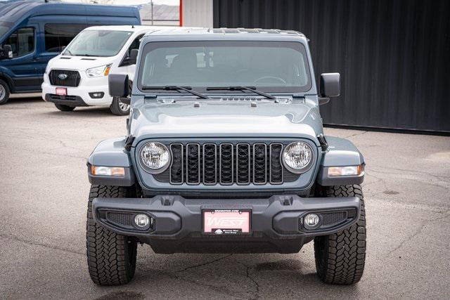 2025 Jeep Gladiator GLADIATOR NIGHTHAWK 4X4