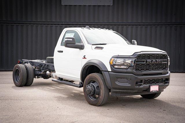 2024 RAM Ram 5500 Chassis Cab RAM 5500 TRADESMAN CHASSIS REGULAR CAB 4X4 84 CA