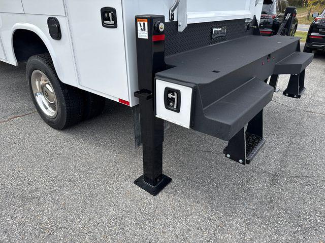 2024 Chevrolet Silverado MD Work Truck