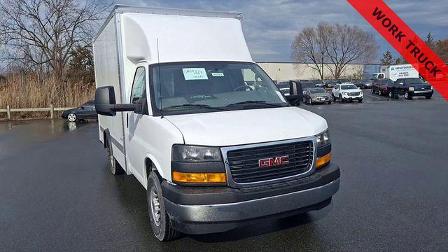 2025 GMC Savana Cutaway Work Van