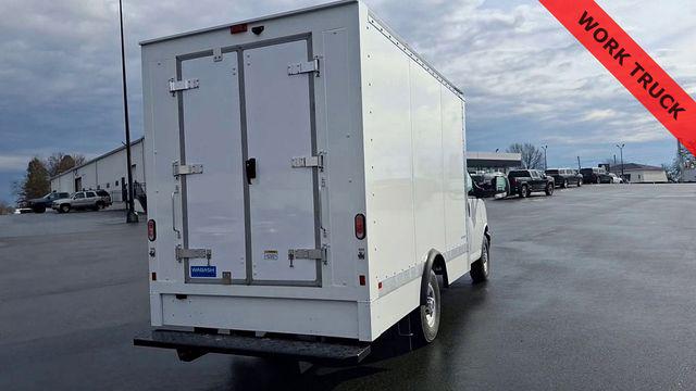 2025 GMC Savana Cutaway Work Van