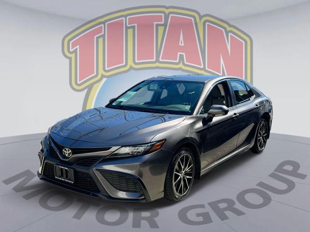 2022 Toyota Camry SE AWD [12]