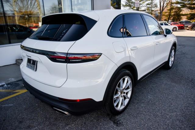 2023 Porsche Cayenne Platinum Edition