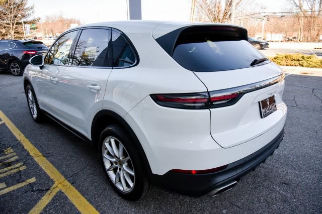 2023 Porsche Cayenne Platinum Edition