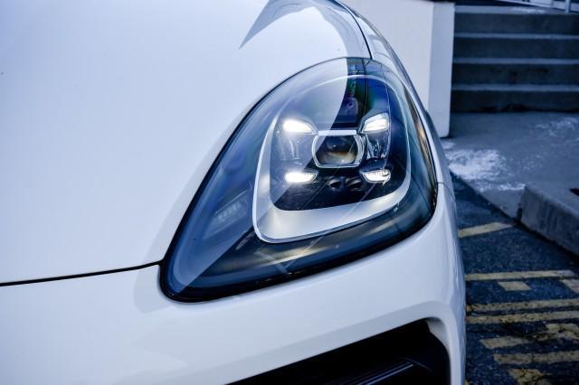 2023 Porsche Cayenne Platinum Edition