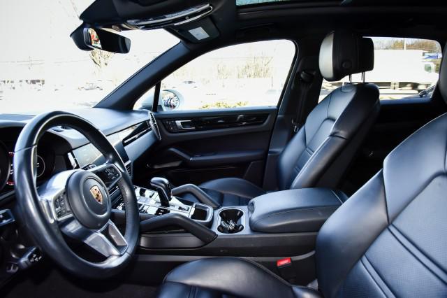2023 Porsche Cayenne Platinum Edition