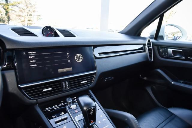 2023 Porsche Cayenne Platinum Edition