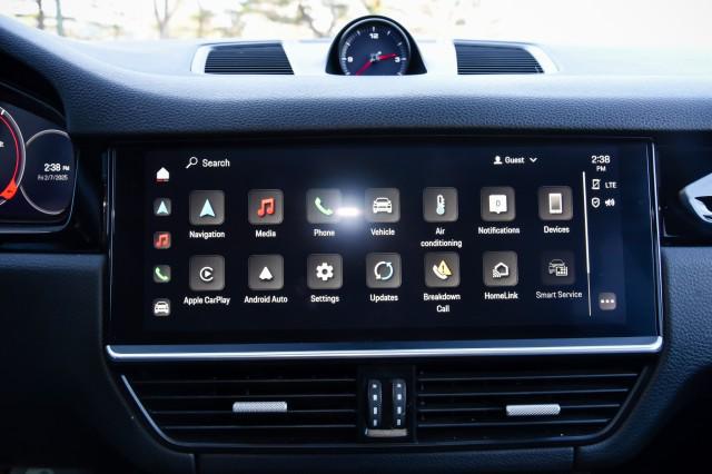 2023 Porsche Cayenne Platinum Edition
