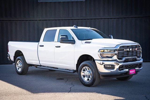 2025 RAM Ram 2500 RAM 2500 TRADESMAN CREW CAB 4X4 8 BOX
