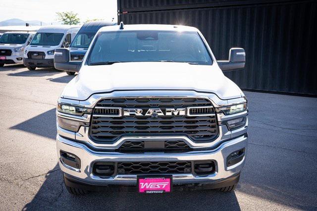 2025 RAM Ram 3500 RAM 3500 TRADESMAN CREW CAB 4X4 8 BOX