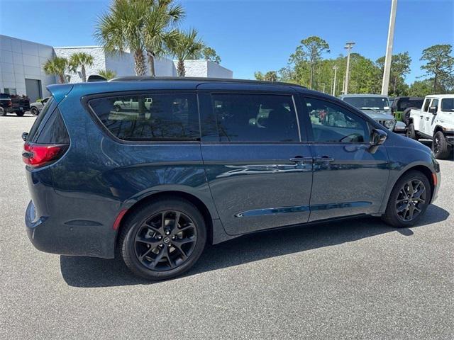 2025 Chrysler Pacifica PACIFICA LIMITED