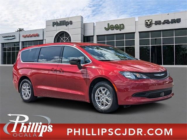 2025 Chrysler Voyager VOYAGER