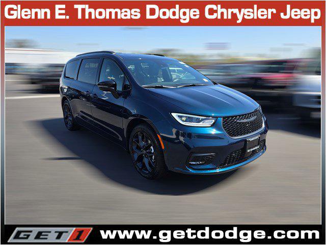 2025 Chrysler Pacifica PACIFICA LIMITED