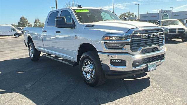 2025 RAM Ram 2500 RAM 2500 TRADESMAN CREW CAB 4X4 8 BOX