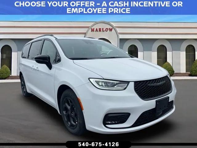 2025 Chrysler Pacifica Hybrid PACIFICA PLUG-IN HYBRID S APPEARANCE