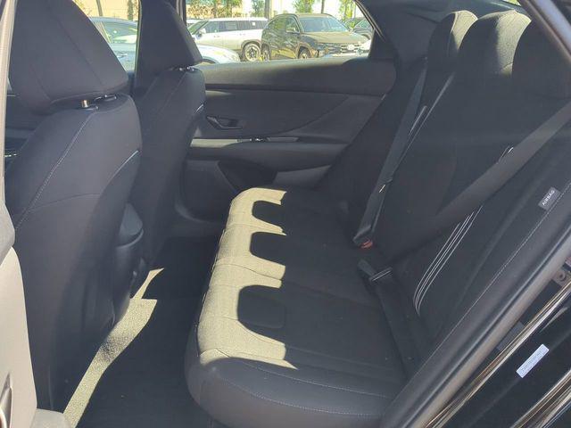 2025 Hyundai Elantra Hybrid SEL Sport