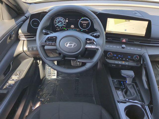 2025 Hyundai Elantra Hybrid SEL Sport