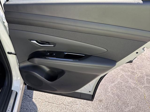 2025 Hyundai Tucson Hybrid Limited