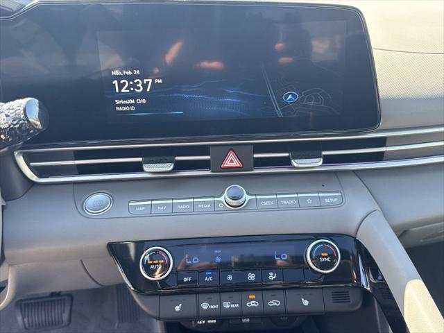 2025 Hyundai Elantra SEL Convenience