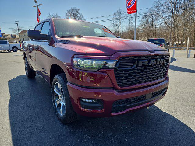 2025 RAM Ram 1500 RAM 1500 TRADESMAN CREW CAB 4X4 57 BOX