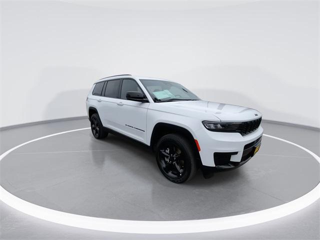 2023 Jeep Grand Cherokee L Altitude 4x4