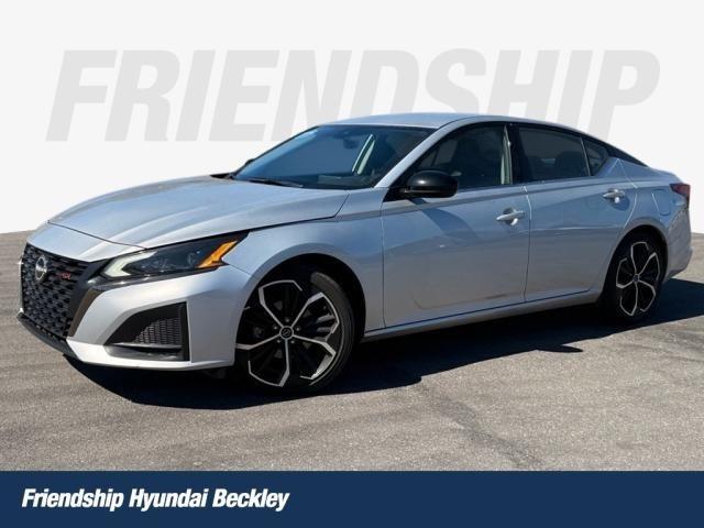 2023 Nissan Altima SR FWD