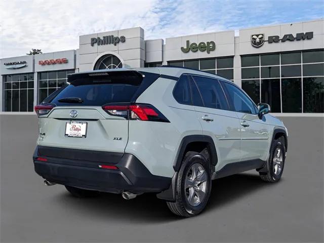 2023 Toyota RAV4 XLE