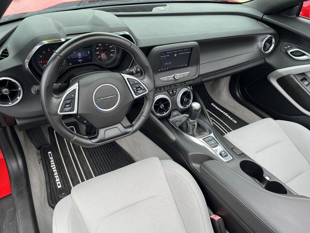 2022 Chevrolet Camaro RWD Convertible 1LT