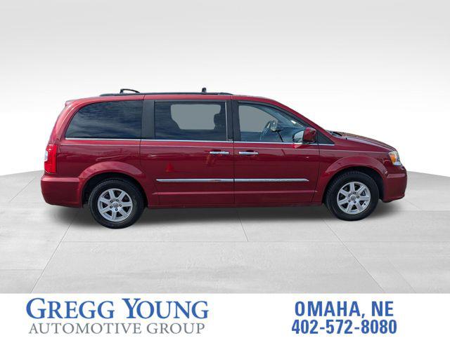 2012 Chrysler Town and Country Touring