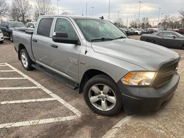 2021 RAM 1500 Classic Tradesman Crew Cab 4x4 57 Box