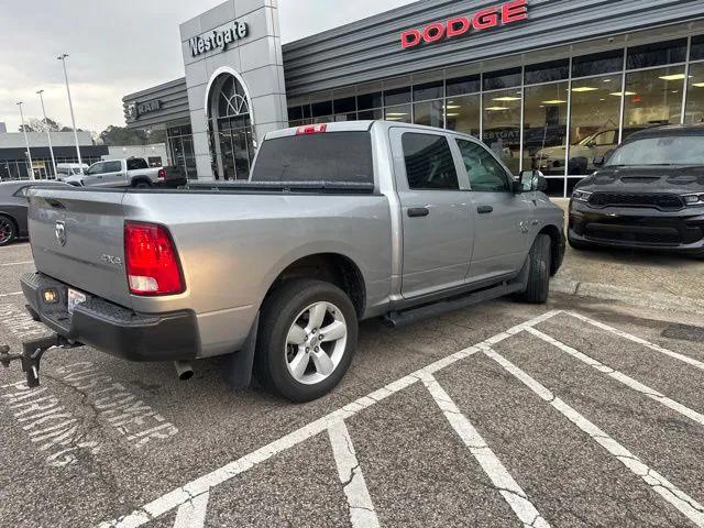 2021 RAM 1500 Classic Tradesman Crew Cab 4x4 57 Box