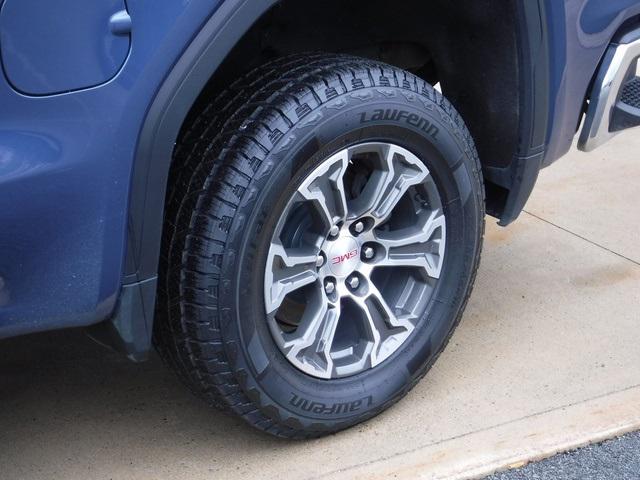 2024 GMC Sierra 1500 4WD Crew Cab Short Box SLT