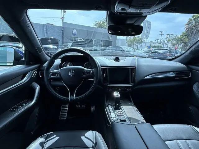 2022 Maserati Levante Modena