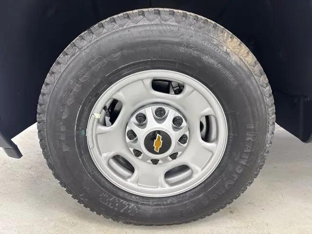2025 Chevrolet Silverado 2500HD 4WD Double Cab Long Bed Work Truck