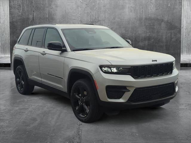 2025 Jeep Grand Cherokee Altitude X 4x4
