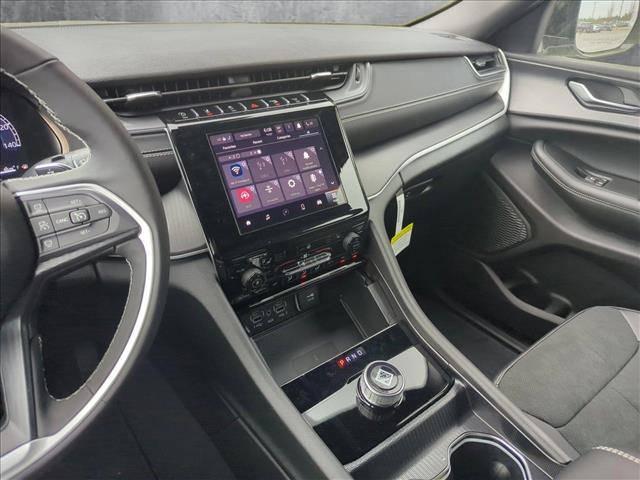 2025 Jeep Grand Cherokee Altitude X 4x4