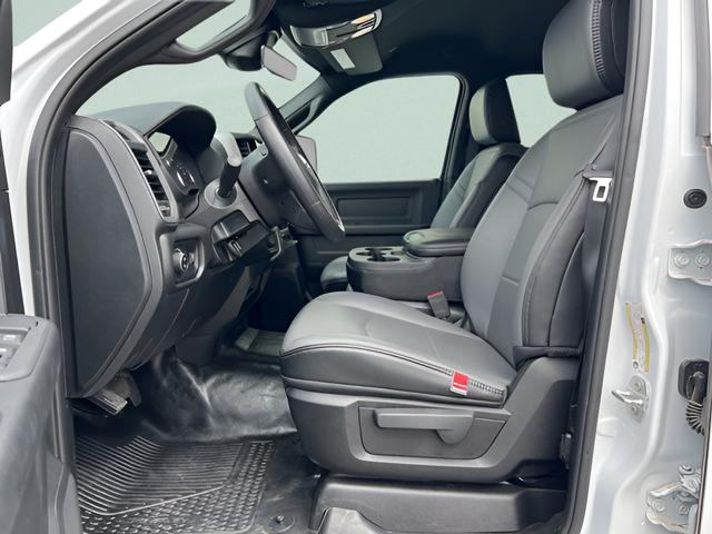 2025 Ram 2500 Tradesman Crew Cab 4x4 8 Box
